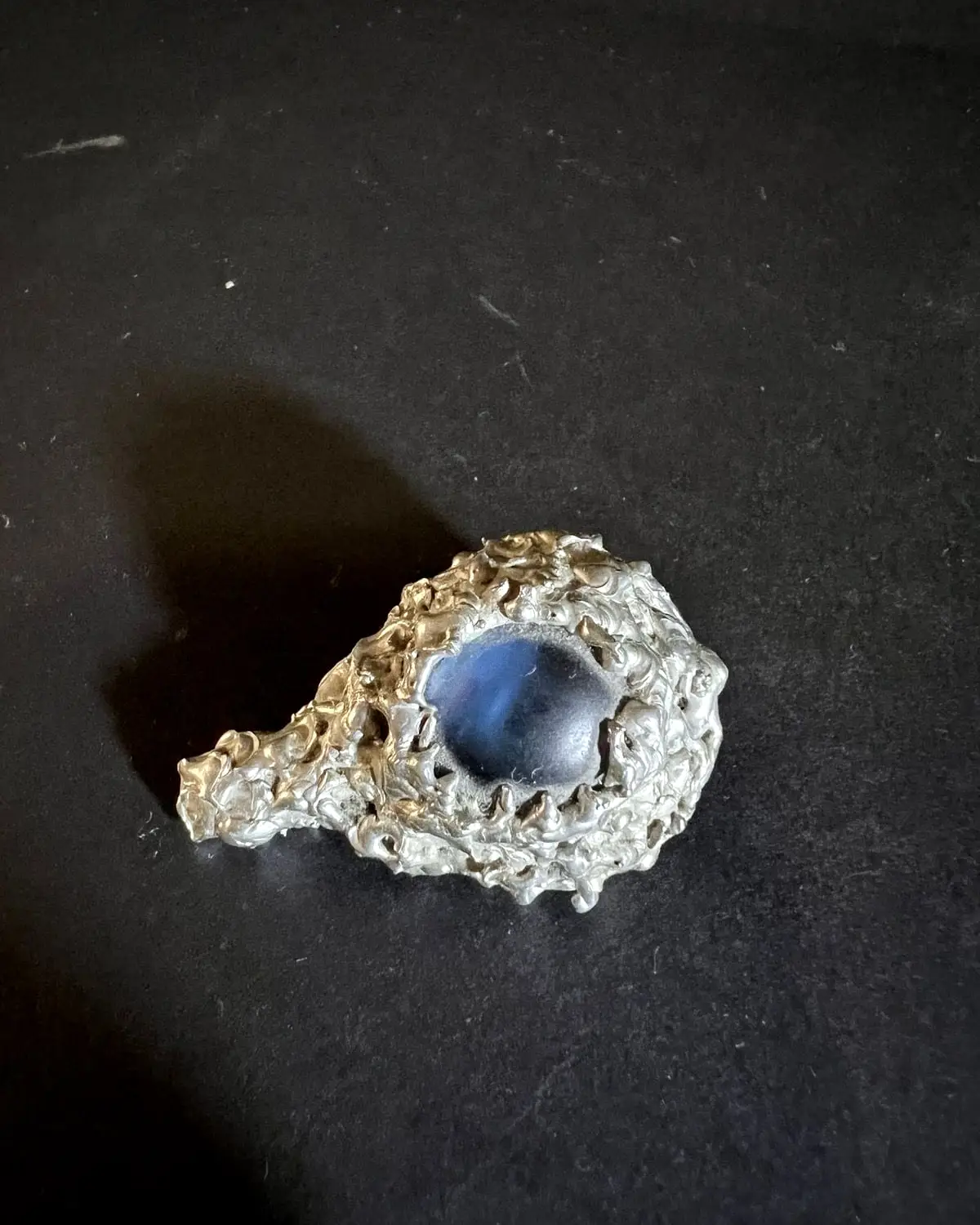 Spilla con Pietra Blu